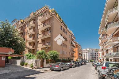 2 LOCALI A ROMA