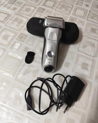 Rasoio Braun Serie 7 Wet & Dry con testina nuova