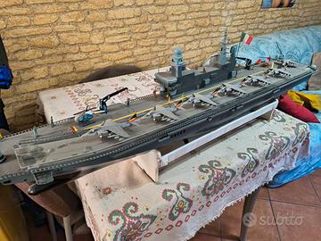 Nave portaerei radiocomandata elettrica rc