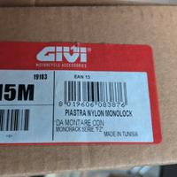Piastra MONOLOCK M5M GIVI Idonea per Fazer FZ6