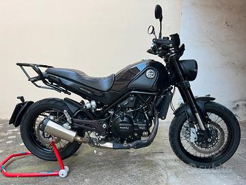 Benelli Leoncino 500 trail