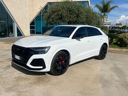 Audi RS Q8 4.0 mhev quattro tiptronic