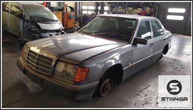 Ricambi Usati MERCEDES Classe E W124 1990