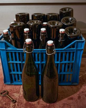 Bottiglie vetro spumante e vino - tappo automatico