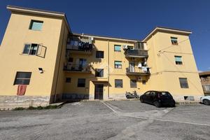 2 LOCALI A LAMEZIA TERME