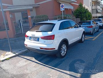 Auto Q3 e QX30 infiniti
