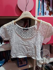 Top bianco di pizzo dietro