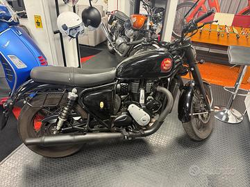 BSA GOLDSTAR 650