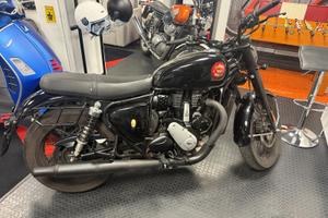 BSA GOLDSTAR 650