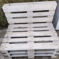 Base per divano esterno in pallet – robusta 