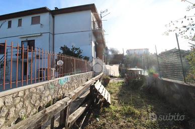 2 LOCALI A POGGIO NATIVO