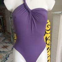 Costume intero asimmetrico