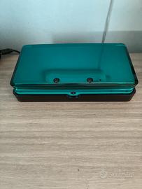 Nintendo 3ds blu acqua con stazione di ricarica