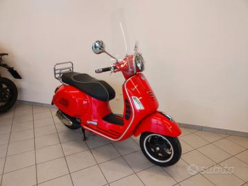 Piaggio Vespa GTS 300 abs/asr