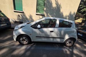 Chevrolet spark 1.0 Con doppio treno di gomme