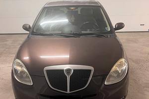 Lancia Ypsilon "Versus”