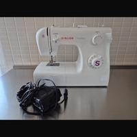 Macchina da cucito  Singer Tradition