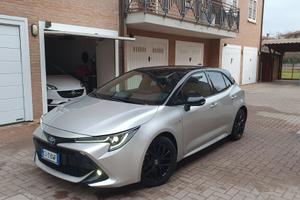 Toyota corolla 2.0 hybrid 
