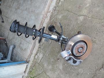Montante ammortizzatore anteriore sx peugeot 208