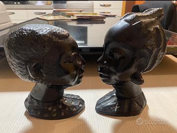 Statuette fermalibri africane