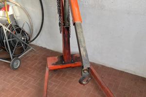 Sollevatore/Capra OMCN per manutenzione auto