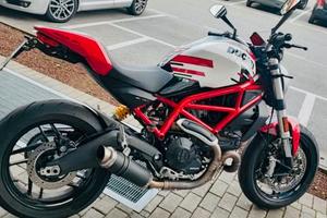Ducati Monster    797+