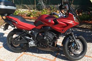 YAMAHA FAZER FZ6 - 2007 - 2000€
