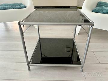 Tavolino quadrato in vetro e metallo silver