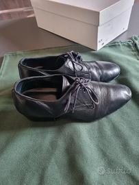 Scarpe ballo latini o carattere 