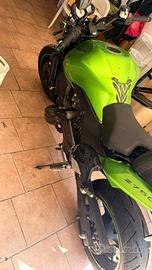Kawasaki z750  (2014) solo 8000 km