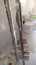 box doccia con porta girevole