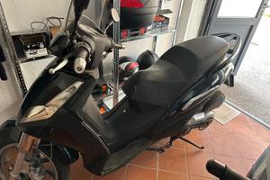 Scooter Peugeot Geopolis 400