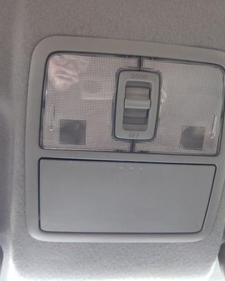 Plafoniera anteriore DAIHATSU TERIOS del 2007