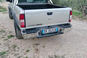 Nissan NP300