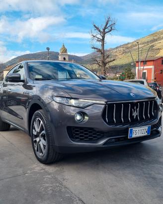 Maserati Levante 3.0 V6 Diesel 275 CV Granlusso - 