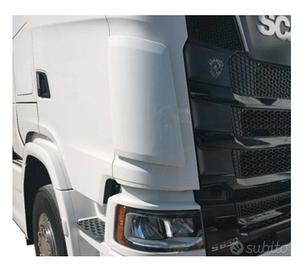 Deflettori anteriori antisporco camion