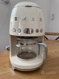 Bellisma macchina da caffe Smeg!!! Caffe americano