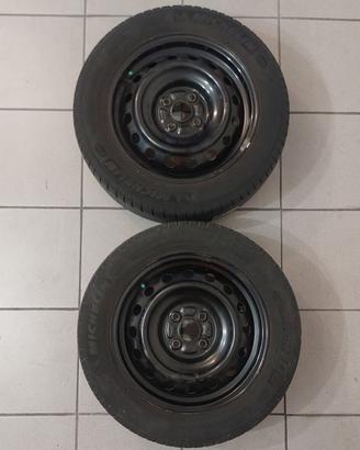 Coppia di cerch per Toyota Yaris seconda serie