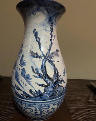 Vaso decorato a mano