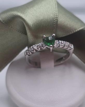 ANELLO ORO CUORE SMERALDO E DIAMANTI