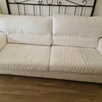 Divano letto e mobile tv