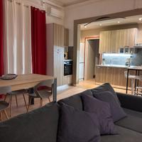 Ampio bivani più stanza più studio professionale