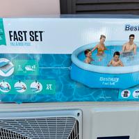 piscina nuova con pompa