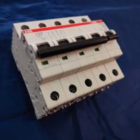 Interruttore ABB S204M C63+ModuloAusiliario S2C-A2