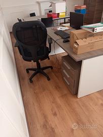 mobilio per ufficio 