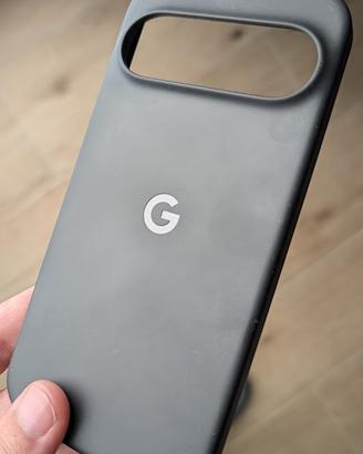 Cover ufficiale Pixel 9 Pro buonissime condizioni