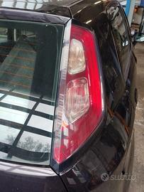 Fanale posteriore dx FIAT GRANDE PUNTO EVO 2010