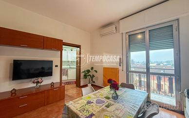 Bilocale Via Europa, 30