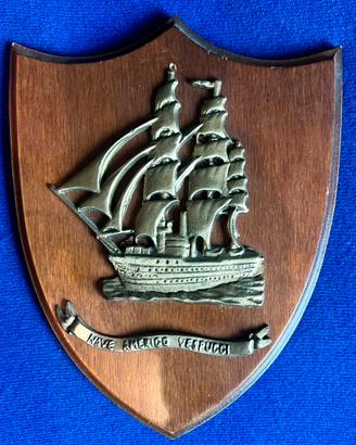 Crest in legno “Nave Amerigo Vespucci”