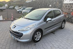 Peugeot 207 1.4 8V 75CV 5p. X Line